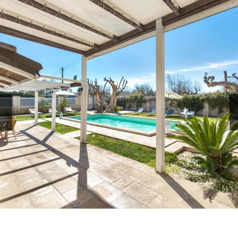 B&B Villasalento Le Cavallino di Lecce Bagian luar foto