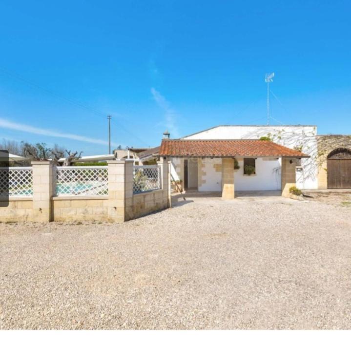 B&B Villasalento Le Cavallino di Lecce Bagian luar foto