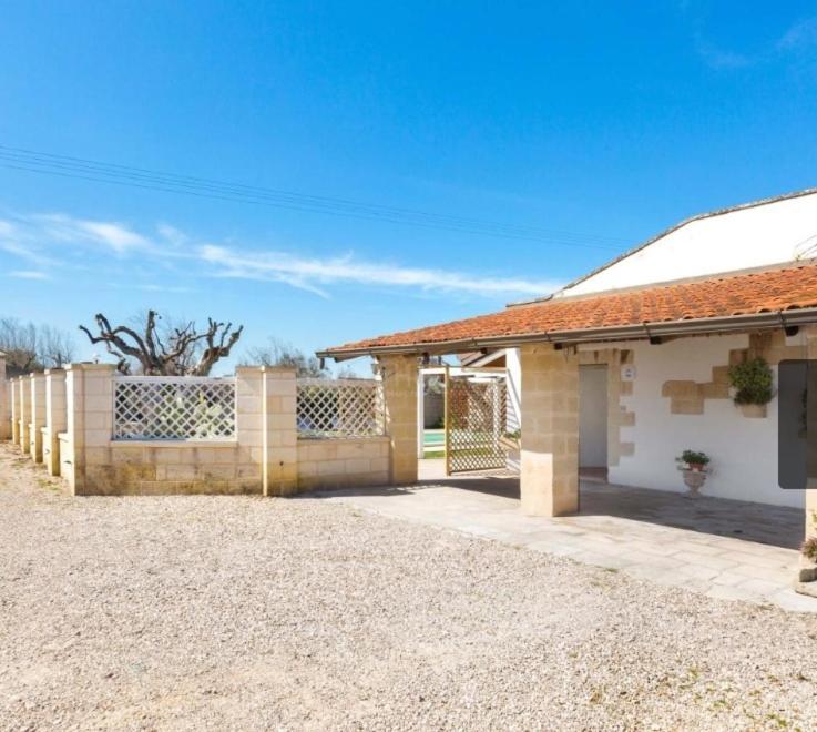 B&B Villasalento Le Cavallino di Lecce Bagian luar foto
